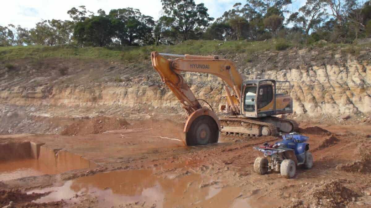 Rock Saw | WD INTERNATIONAL INC.